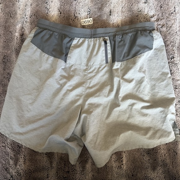 Nike Running Shorts Mens XL Gray Dri-Fit Athletic Training Running Lightweight - Picture 5 of 7